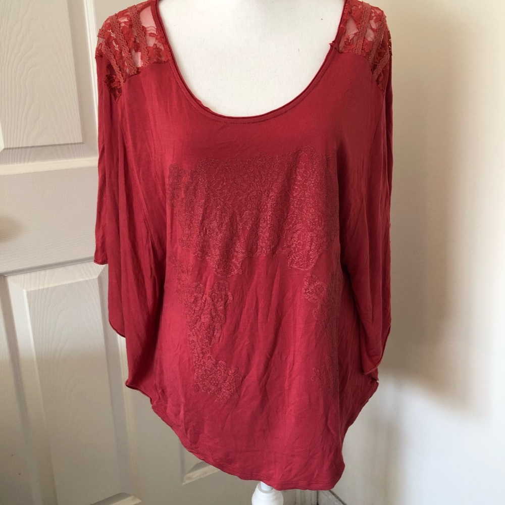 Free People Top - Picture 1 of 8